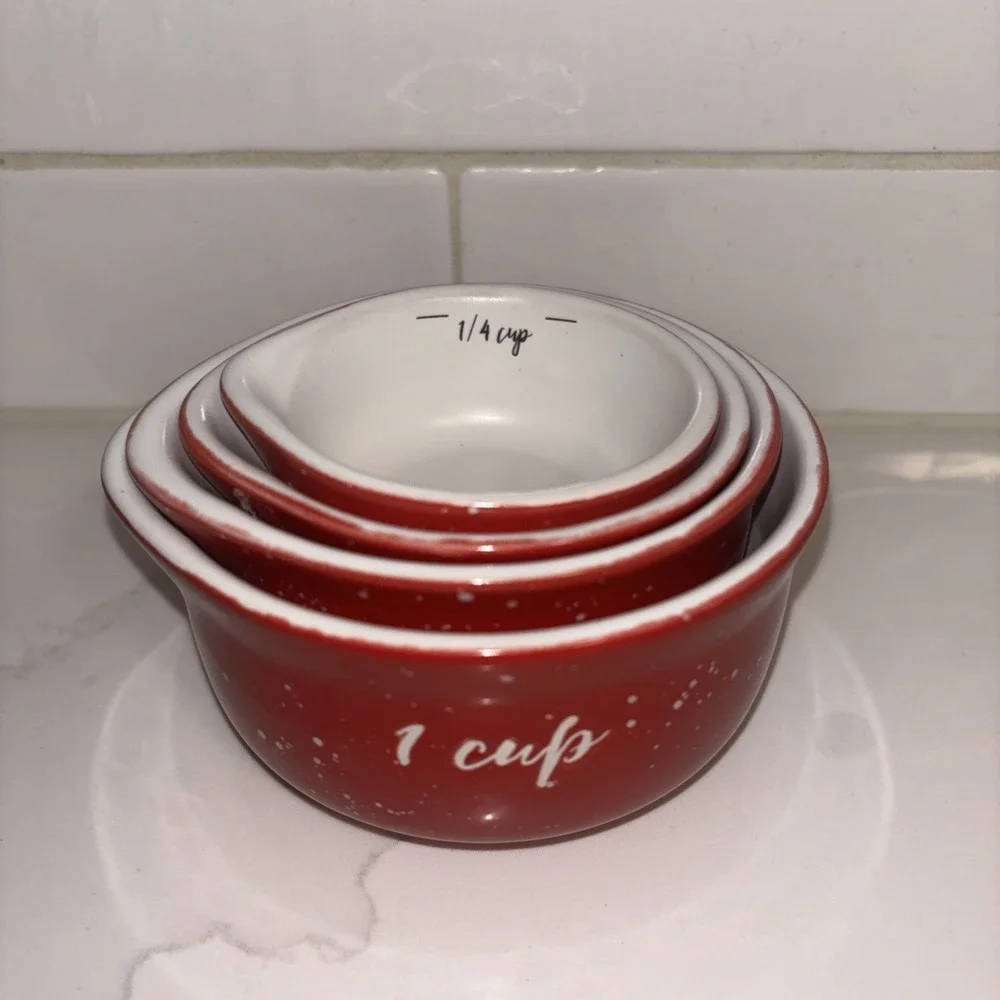 Sleigh Bell Bistro Measuring Cups Red Stackable‎ 1c, 1/2c 1/3c 1/4c Set of 4